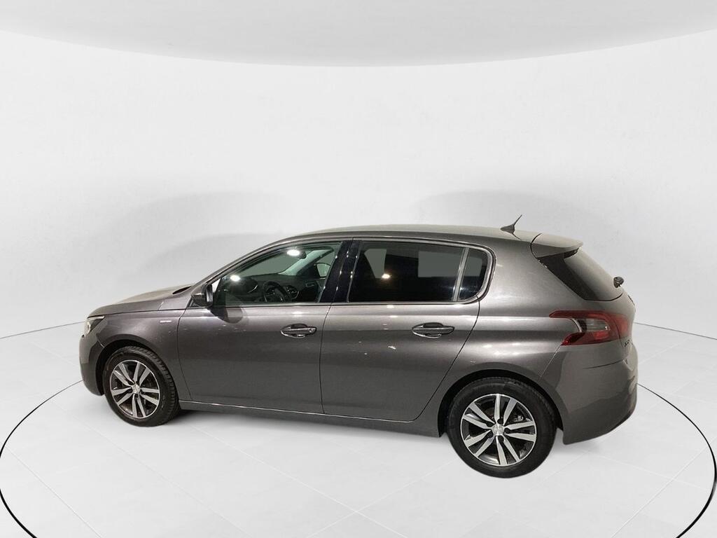 Peugeot 308 5p Style BlueHDi 130 S&S 2