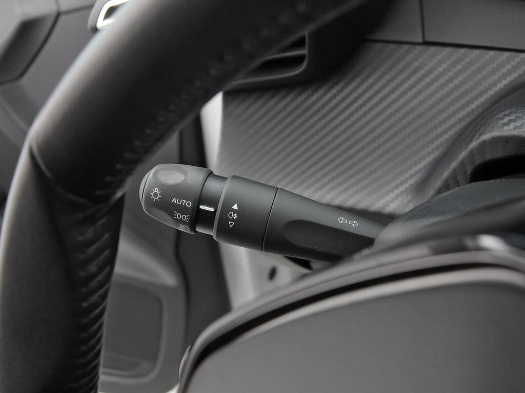 Peugeot 208 PureTech 55kW (75CV) Active 15