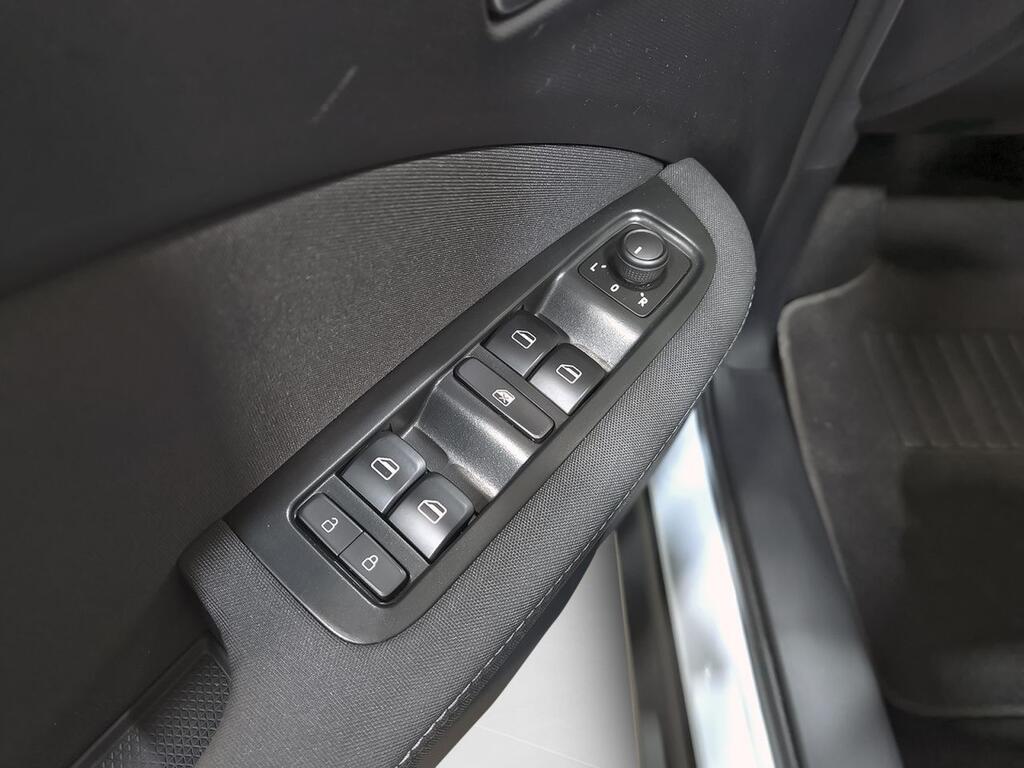 Leapmotor T03 T03 BEV 37.3kWh Design Auto 12