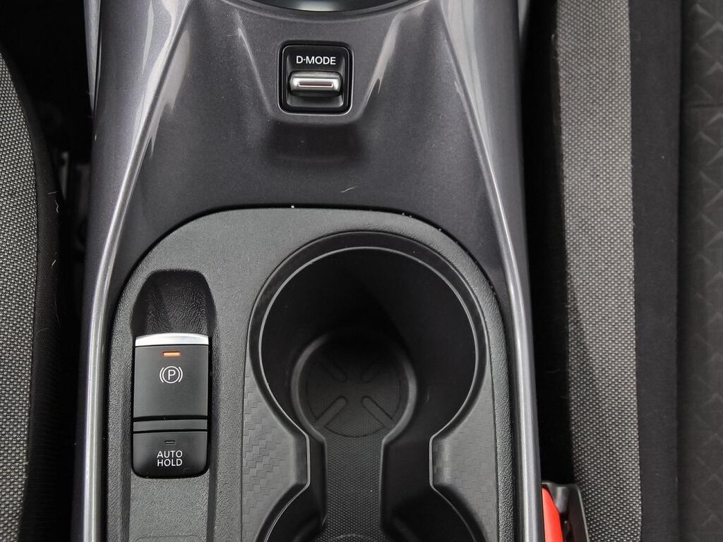 Nissan Juke DIG-T 84 kW (114 CV) 6M/T Kiiro 21
