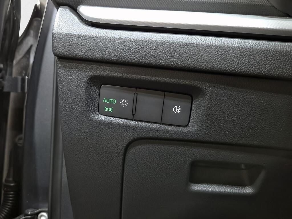 Skoda Octavia Combi 2.0 TDI 110kW(150CV) DSG Selection 11