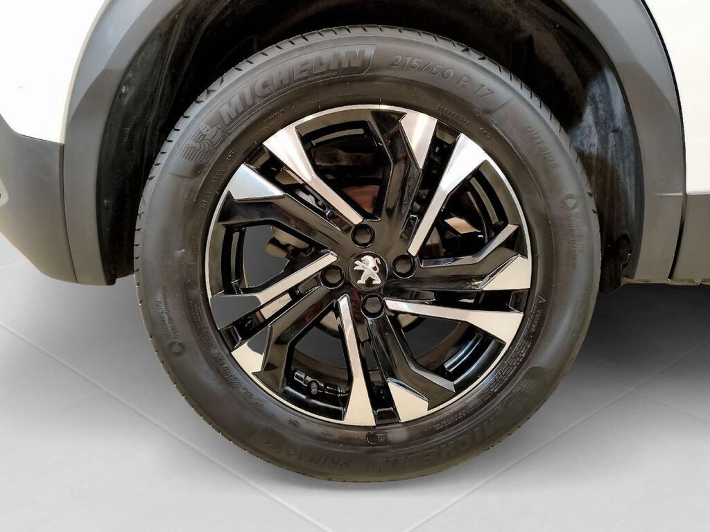 Peugeot 2008 Allure Pack BlueHDI 81kW (110CV) 10