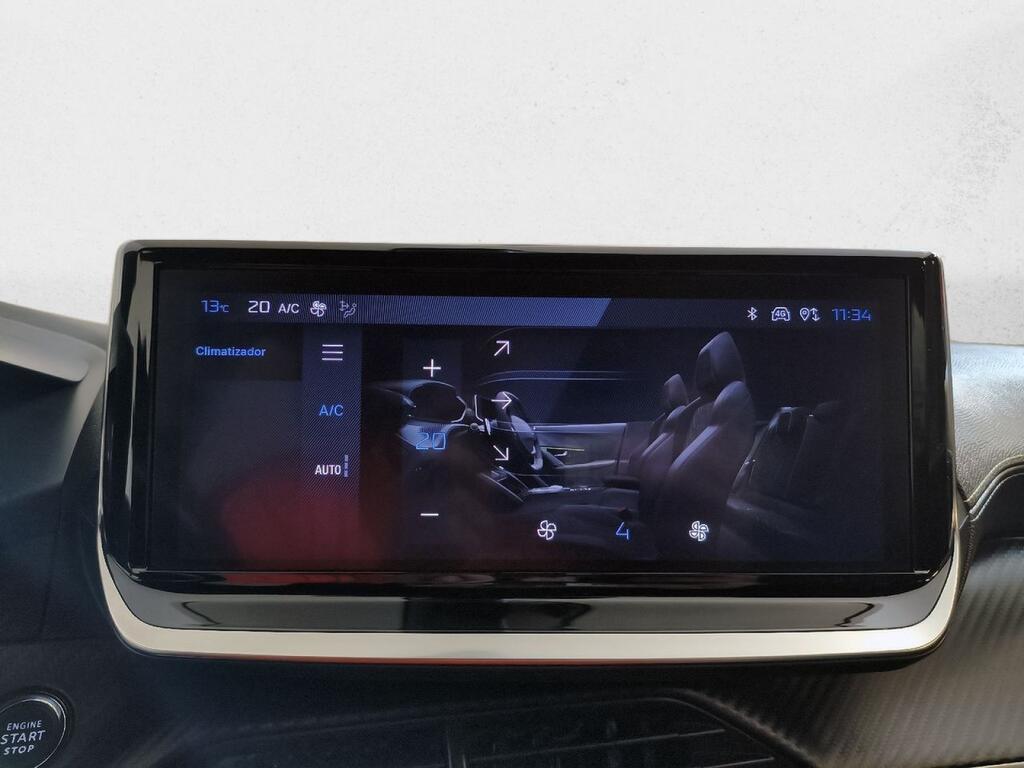 Peugeot 2008 GT Puretech 130 S&S EAT8 21