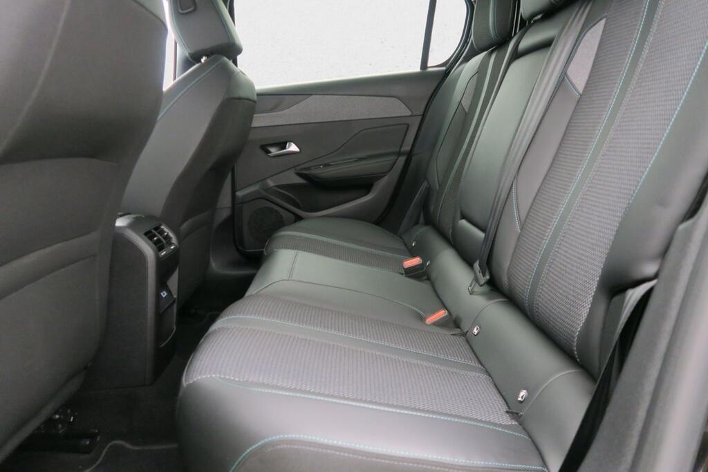 Peugeot 308 5P Allure Pack PureTech 130 S&S EAT8 8