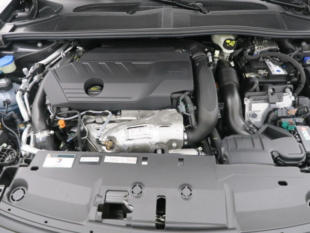Peugeot 408 408 GT PHEV 225 e-EAT8 20