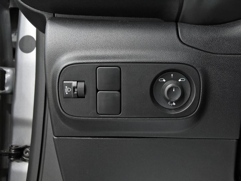 Citroën C3 PureTech 60KW (83CV) Shine 24