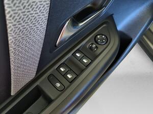 Citroën C4 PureTech 130 S&S 6v Shine 11