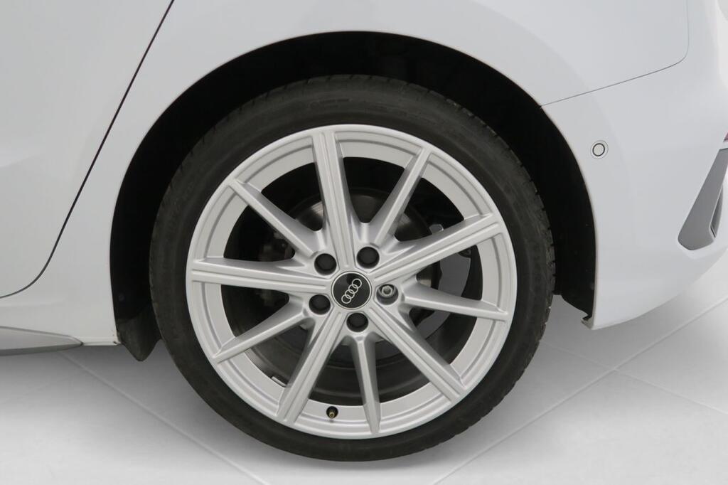 Audi A3 Sportback Genuine 35 TDI 110kW S tronic 11