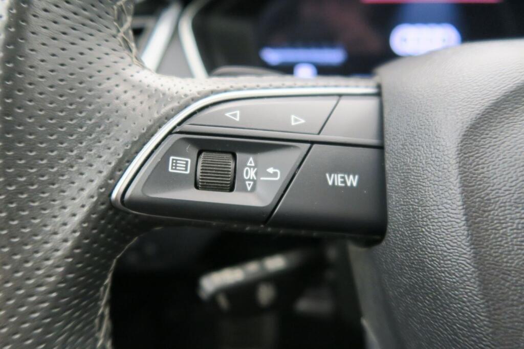 Audi Q5 Black line 40 TDI 150kW quattro-ultra 17
