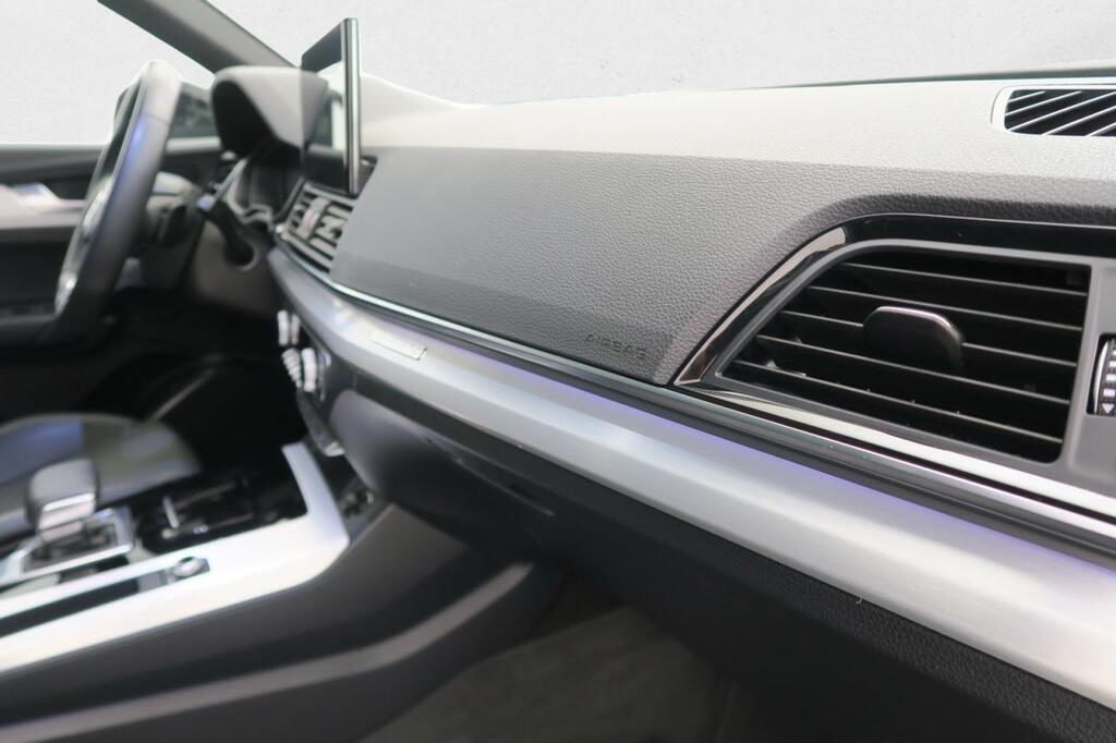 Audi Q5 Black line 40 TDI 150kW quattro-ultra 20