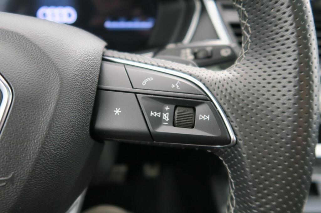 Audi Q5 Black line 40 TDI 150kW quattro-ultra 18
