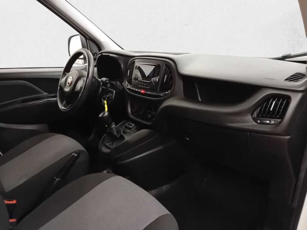 Fiat Doblò 1.3 MULTIJET 95CV BASE 3P 9