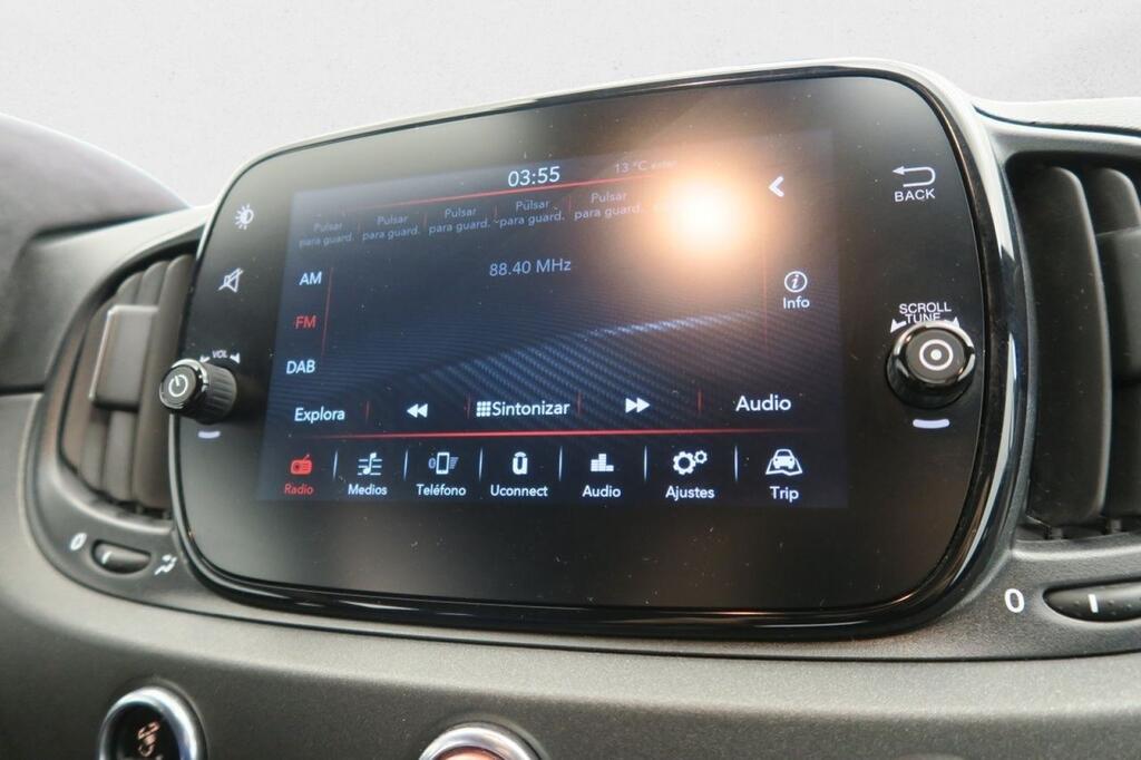 Abarth 500 695C 1.4 16v T-Jet 132kW (180 CV) 11