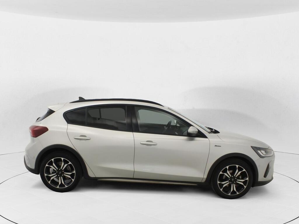 Ford Focus 1.0 Ecoboost MHEV 114kW Active 3