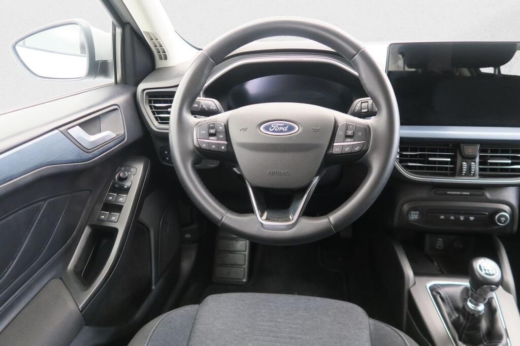 Ford Focus 1.0 Ecoboost MHEV 114kW Active 13