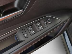 Peugeot 3008 Hybrid 225 e-EAT8 GT Pack 11