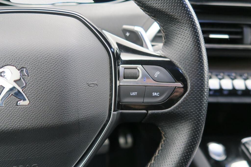Peugeot 3008 Hybrid 225 e-EAT8 GT Pack 22