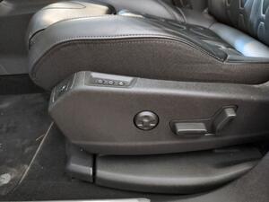 Peugeot 3008 Hybrid 225 e-EAT8 GT Pack 12