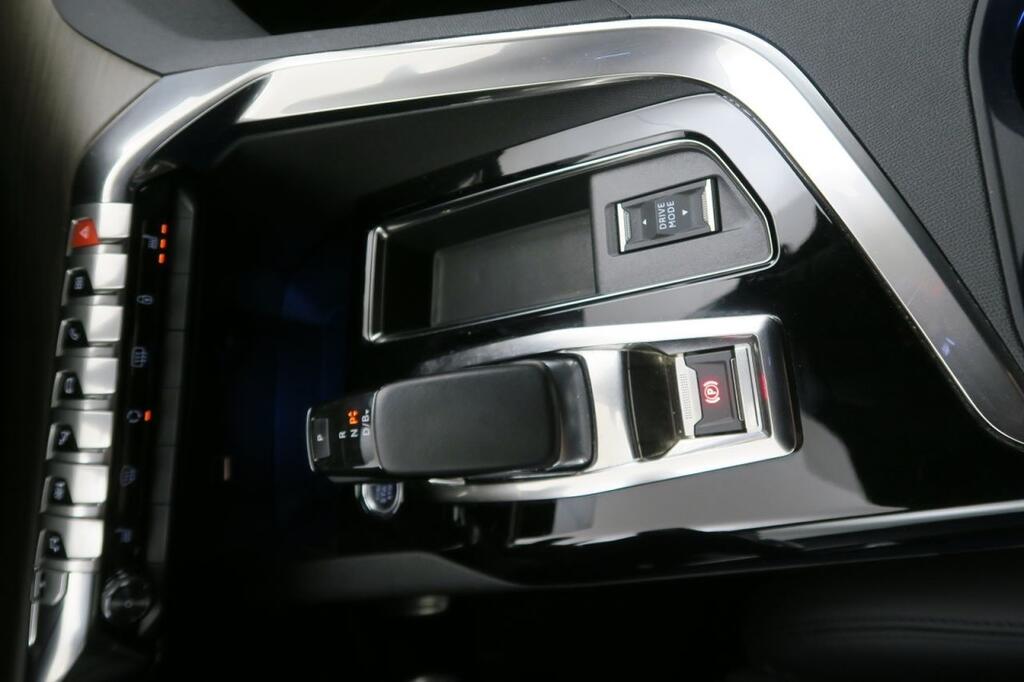 Peugeot 3008 Hybrid 225 e-EAT8 GT Pack 20