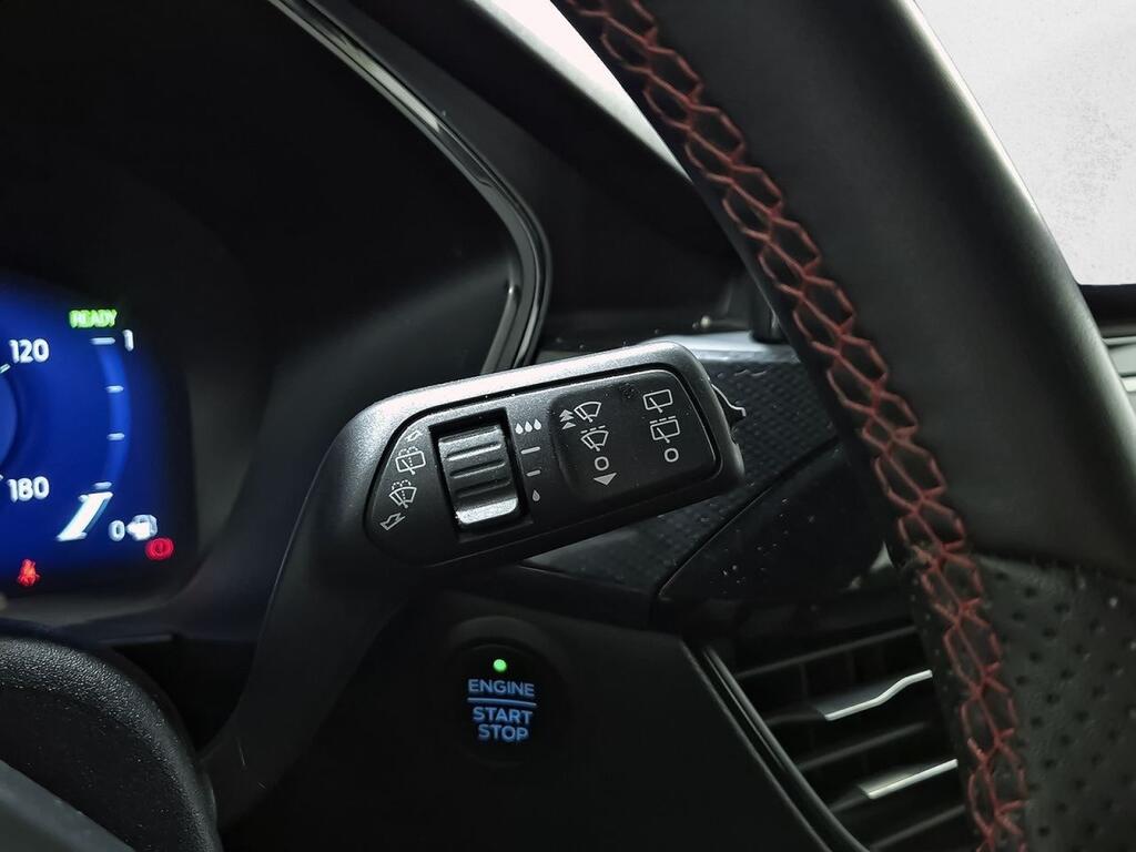 Ford Kuga ST-Line 2.5 Duratec FHEV 140kW Auto 14