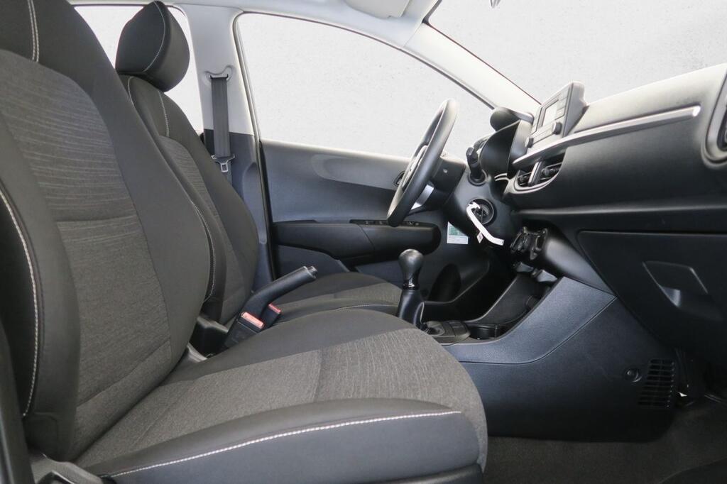 Kia Picanto 1.0 CVVT 49kW (67CV) Concept 8