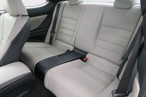Lexus RC 2.5 300h F Sport 8