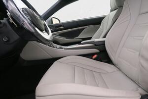 Lexus RC 2.5 300h F Sport 18
