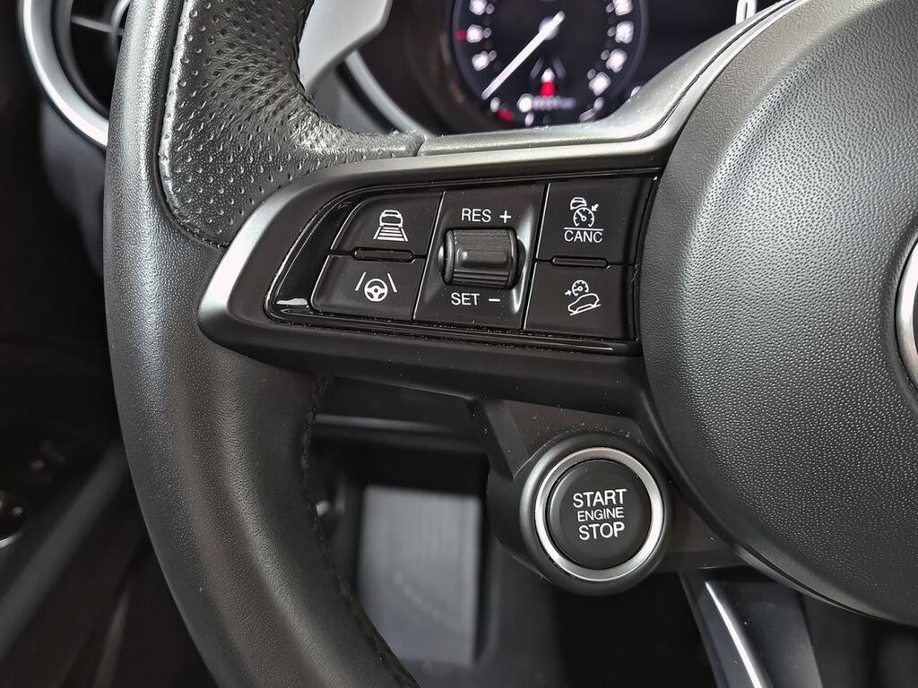 Alfa Romeo Stelvio 2.2 Diésel 154kW (210CV) Veloce Q4 17