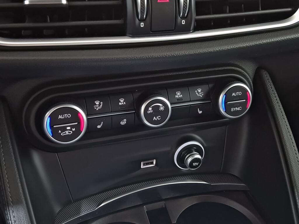 Alfa Romeo Stelvio 2.2 Diésel 154kW (210CV) Veloce Q4 26