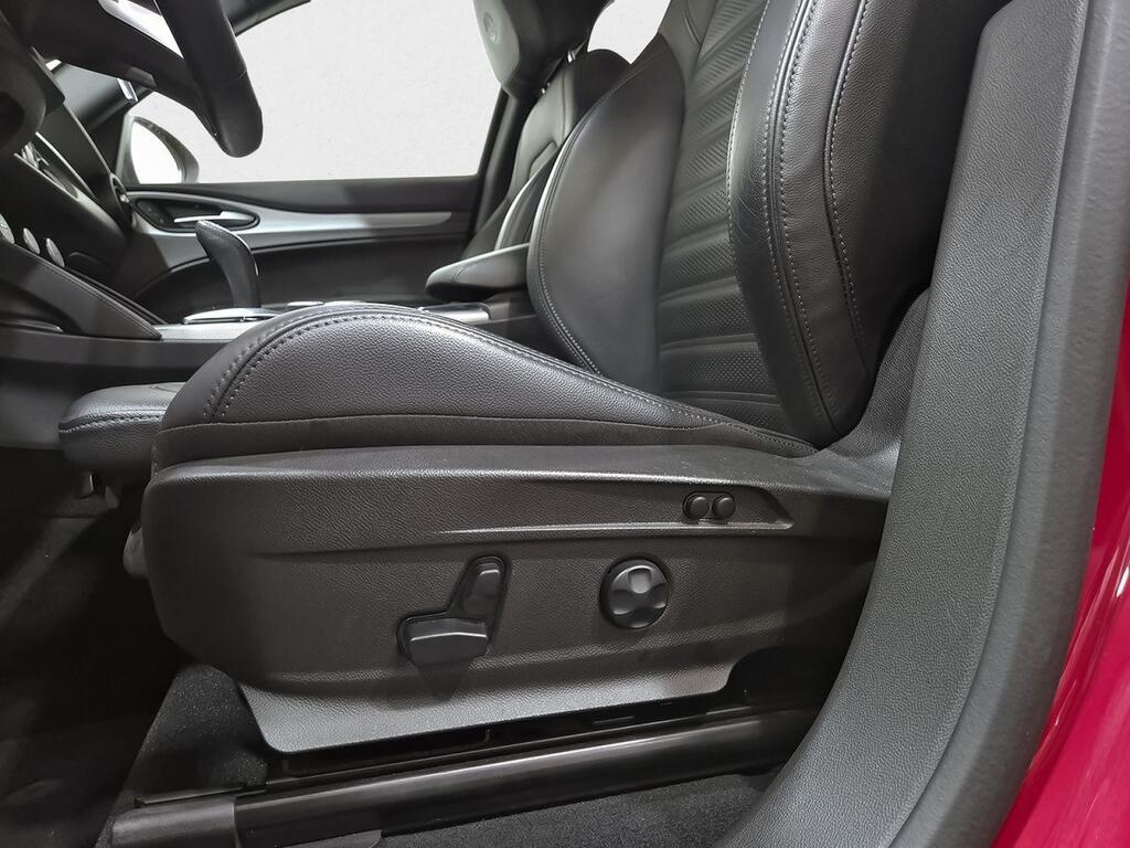 Alfa Romeo Stelvio 2.2 Diésel 154kW (210CV) Veloce Q4 31