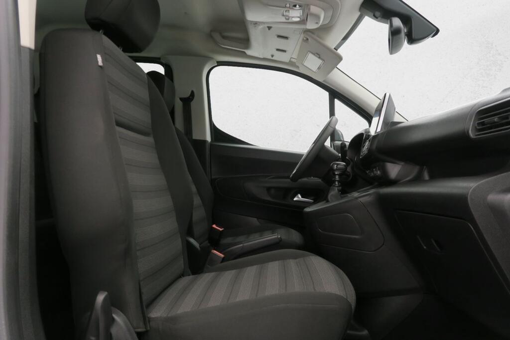 Opel Combo Cargo 1.5 TD 110CV LIFE BUSINESS EDIT. PLUS LWB 5P 25