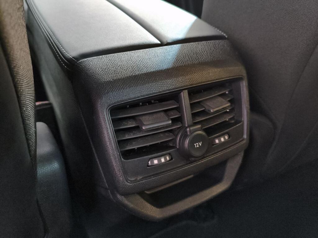 Peugeot 3008 Hybrid 225 e-EAT8 Allure 26