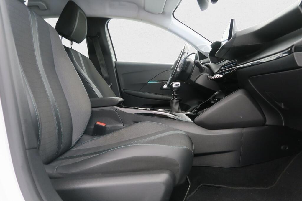 Peugeot 208 PureTech 73kW (100CV) Allure 8