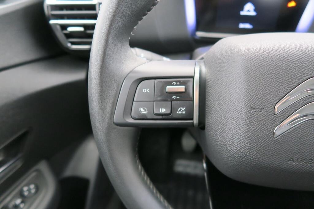 Citroën C4 PureTech 130 S&S 6v Plus 19
