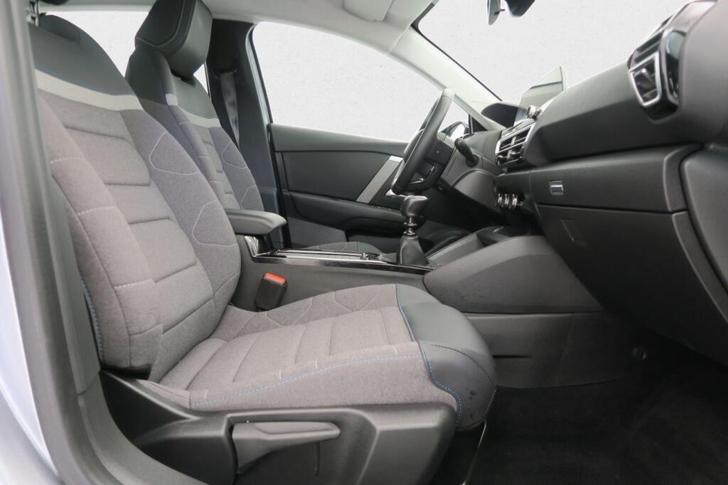 Citroën C4 PureTech 130 S&S 6v Plus 23