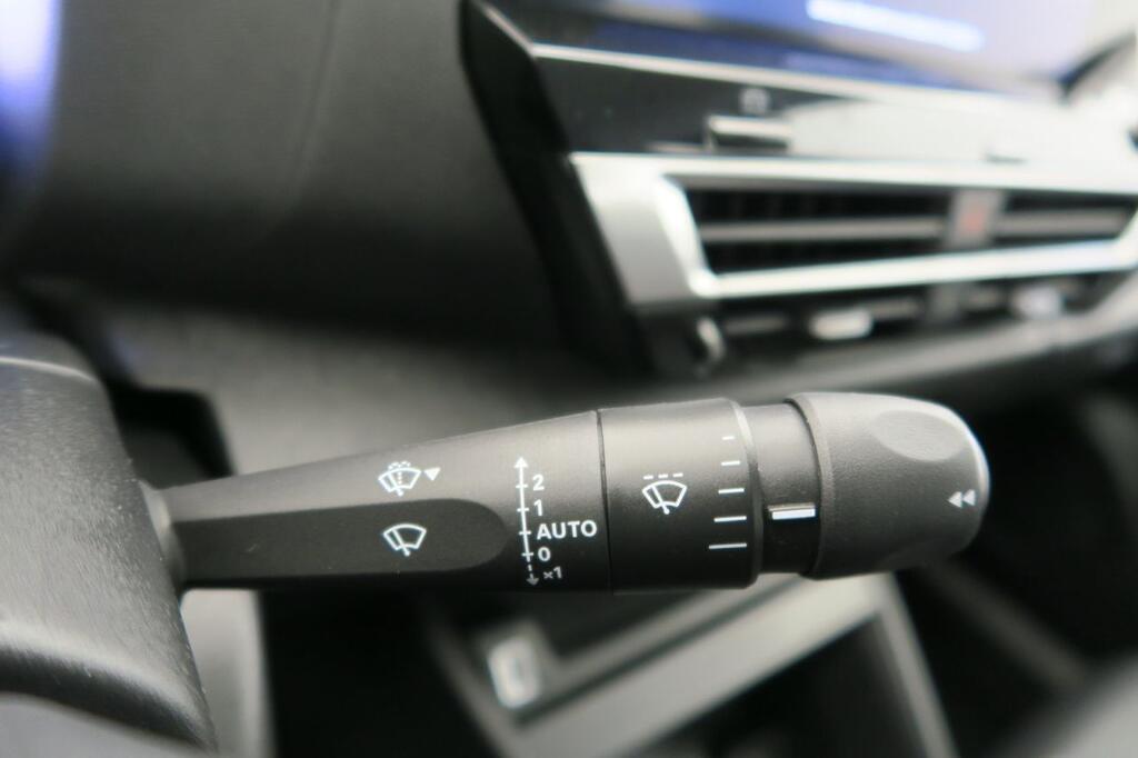 Citroën C4 PureTech 130 S&S 6v Plus 14