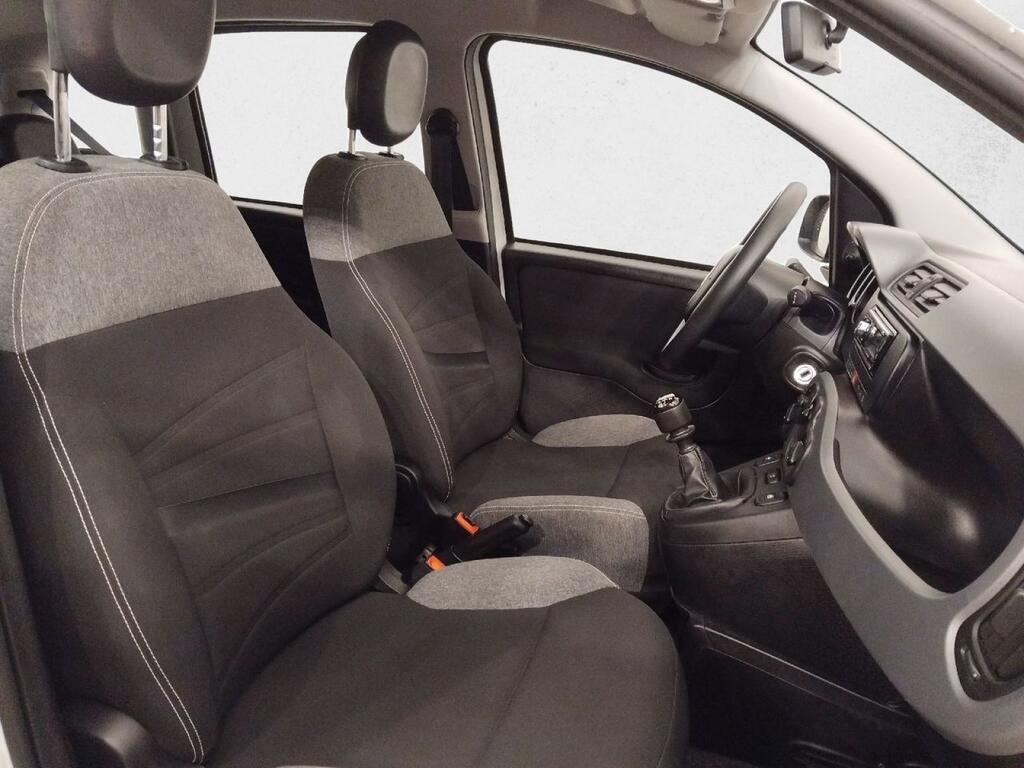 Fiat Panda Cross 1.0 Hybrid 51kw (70CV) 12