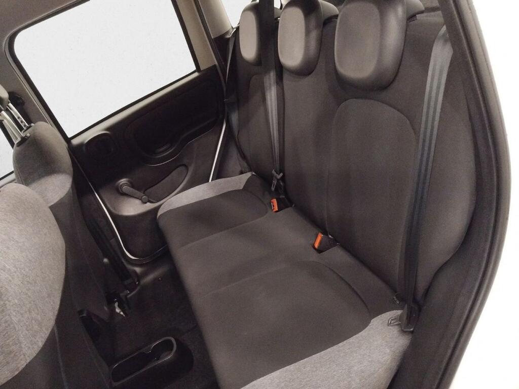 Fiat Panda Cross 1.0 Hybrid 51kw (70CV) 6