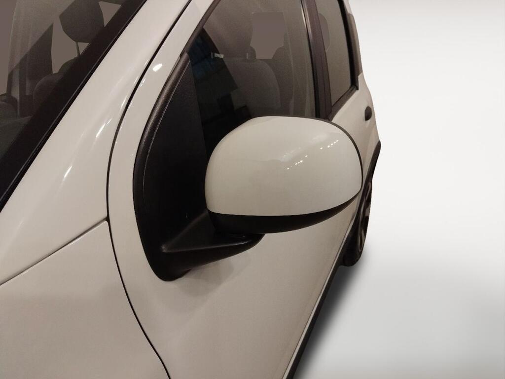 Fiat Panda Cross 1.0 Hybrid 51kw (70CV) 15