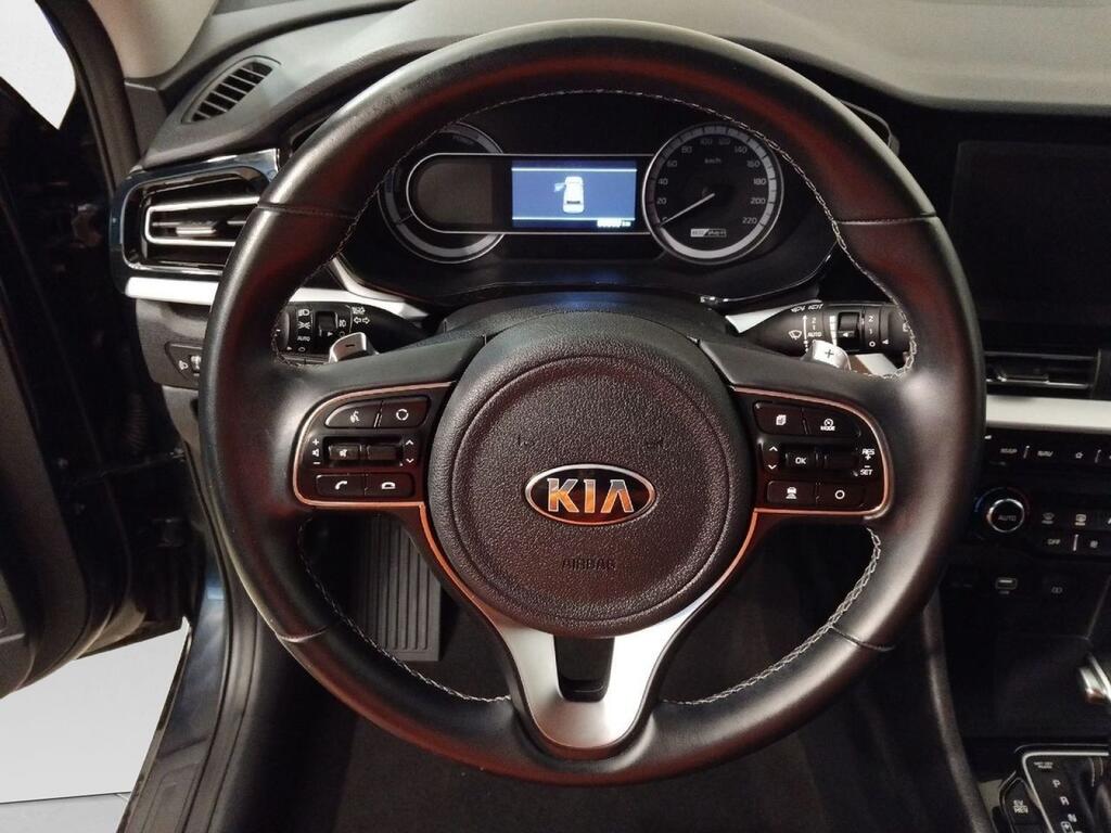 Kia Niro 1.6 GDi PHEV 104kW (141CV) Drive 10
