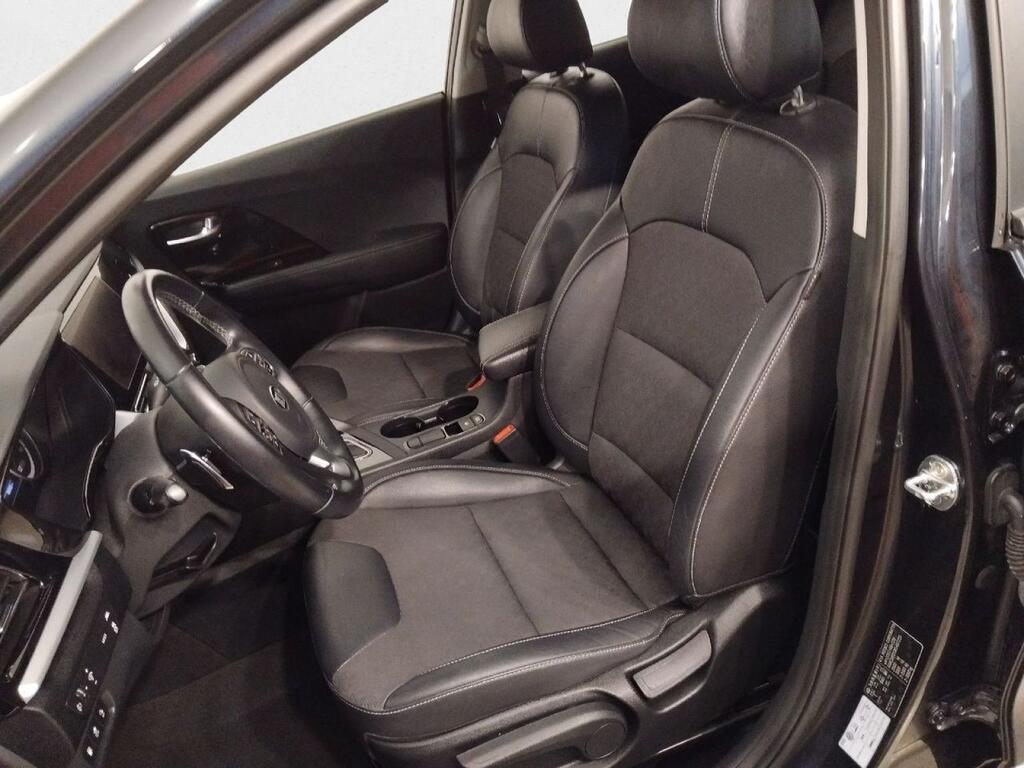 Kia Niro 1.6 GDi PHEV 104kW (141CV) Drive 5