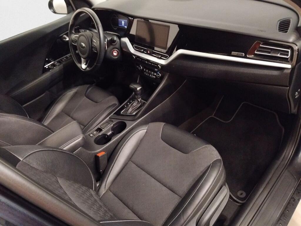 Kia Niro 1.6 GDi PHEV 104kW (141CV) Drive 14