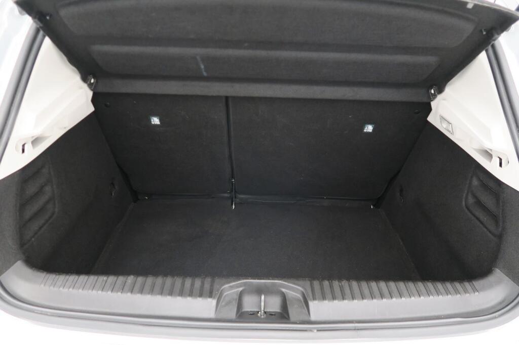 Renault Clio Zen TCe 74 kW (100CV) 17