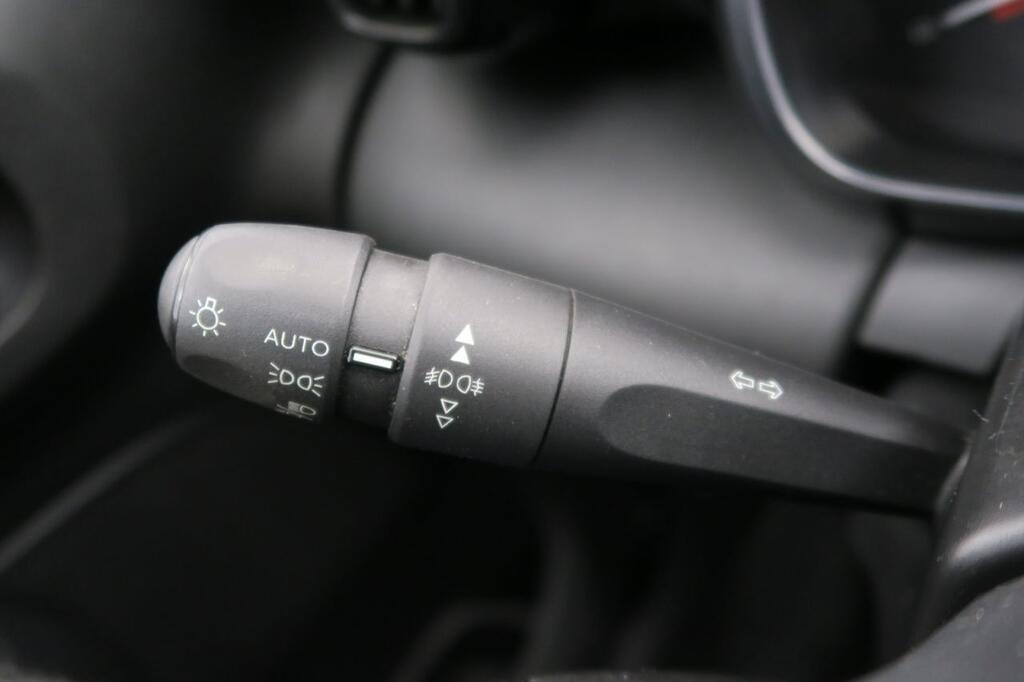 Citroën C3 Aircross BlueHDi 88kW (120CV) EAT6 Shine Pack 13