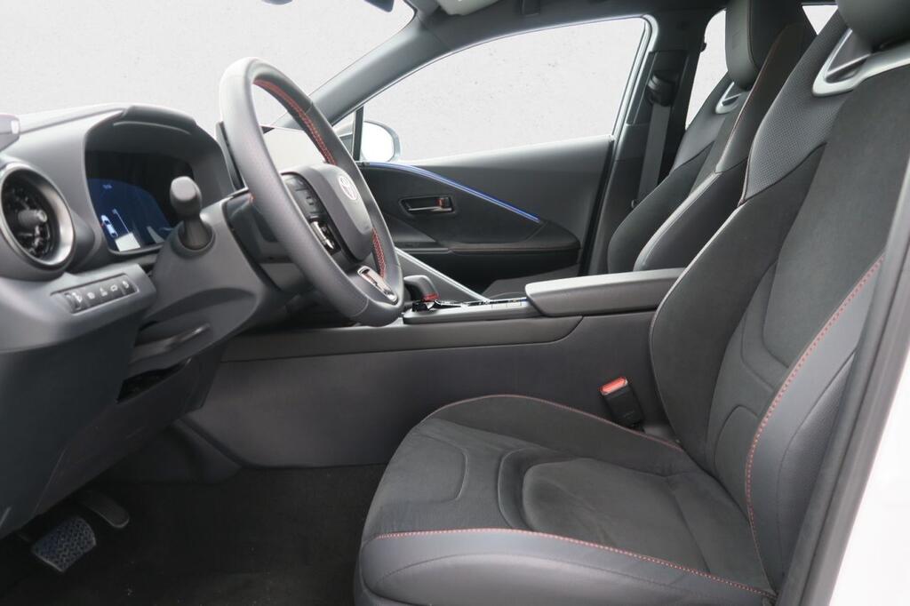 Toyota C-HR 2.0 220PH GR Sport Edition 19