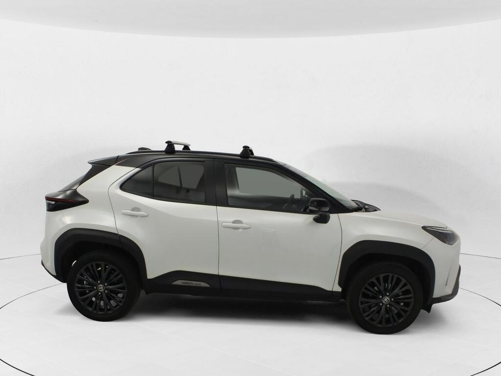 Toyota Yaris Cross 1.5 120H Adventure 3