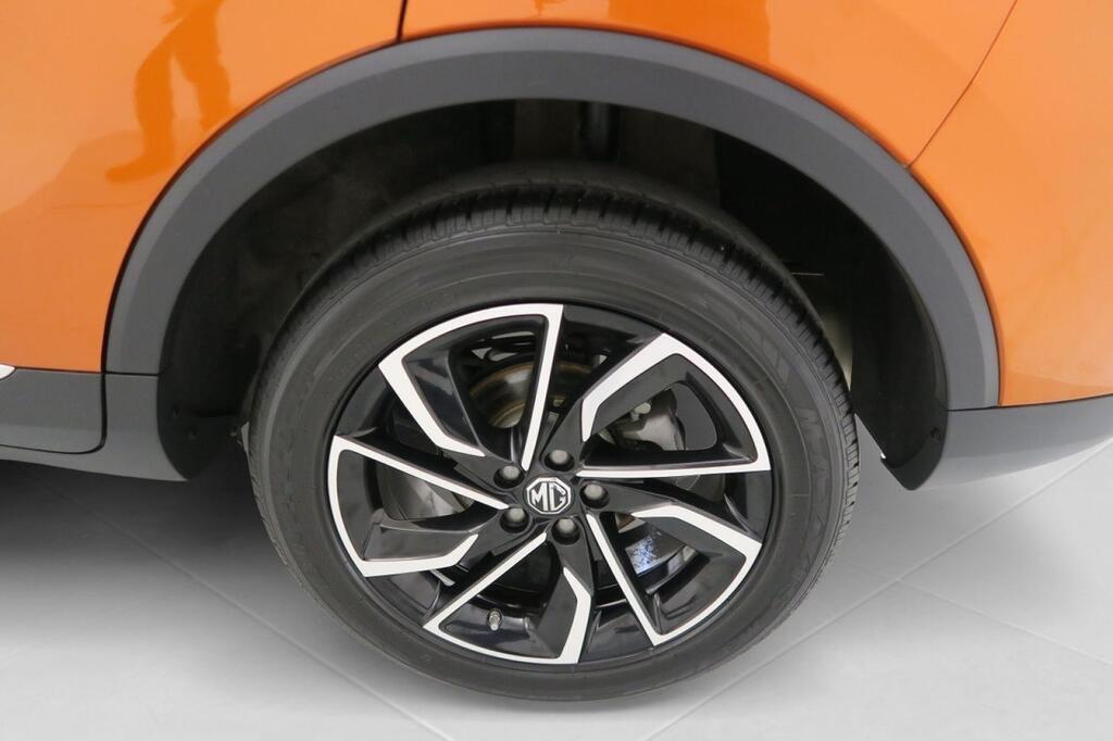 MG ZS 1.5 Luxury 10