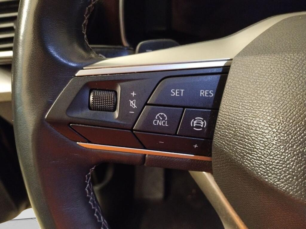 Seat Leon 2.0 TDI 110kW DSG-7 Style XL 11