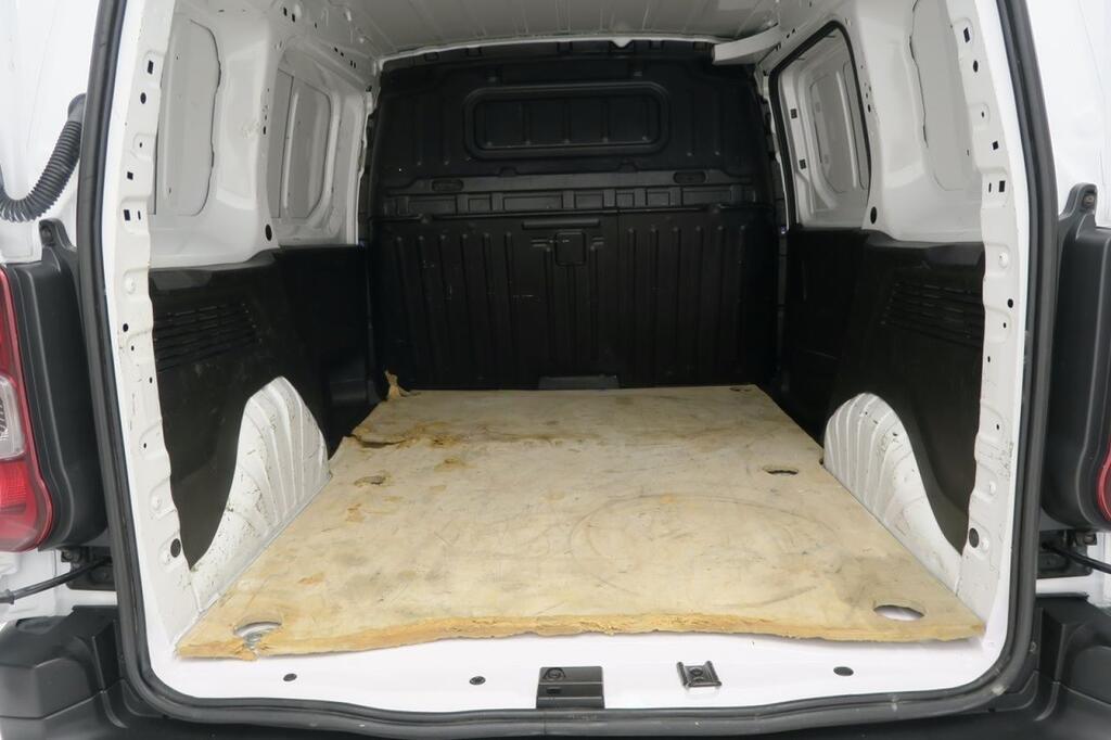 Peugeot Partner FG 1.5 BLUEHDI 100 STANDARD 4P 600KG 8
