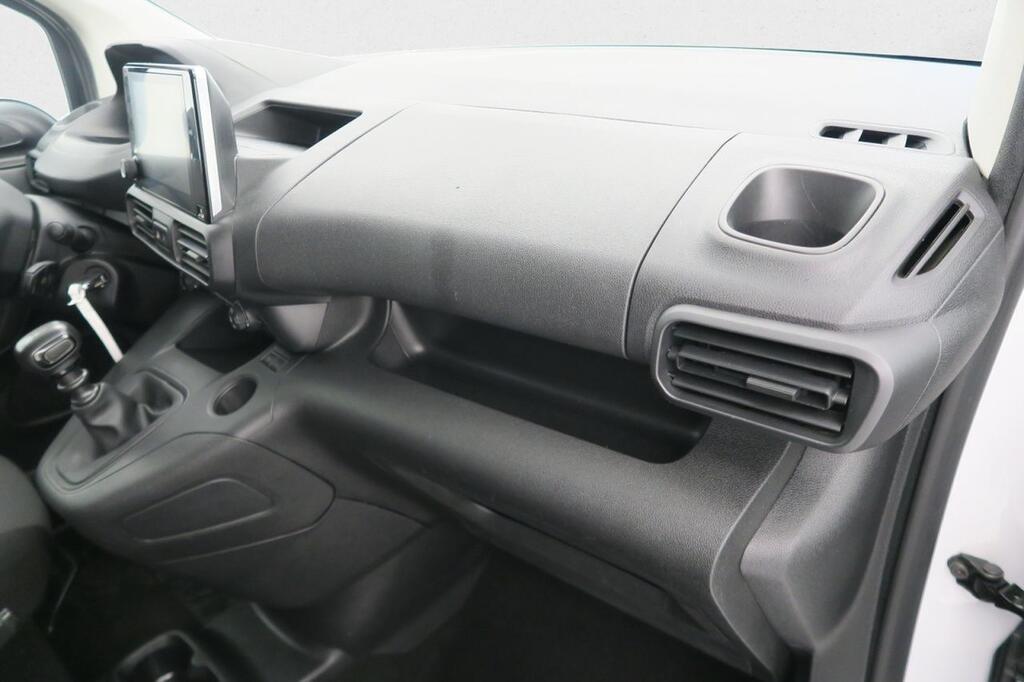 Peugeot Partner FG 1.5 BLUEHDI 100 STANDARD 4P 600KG 17